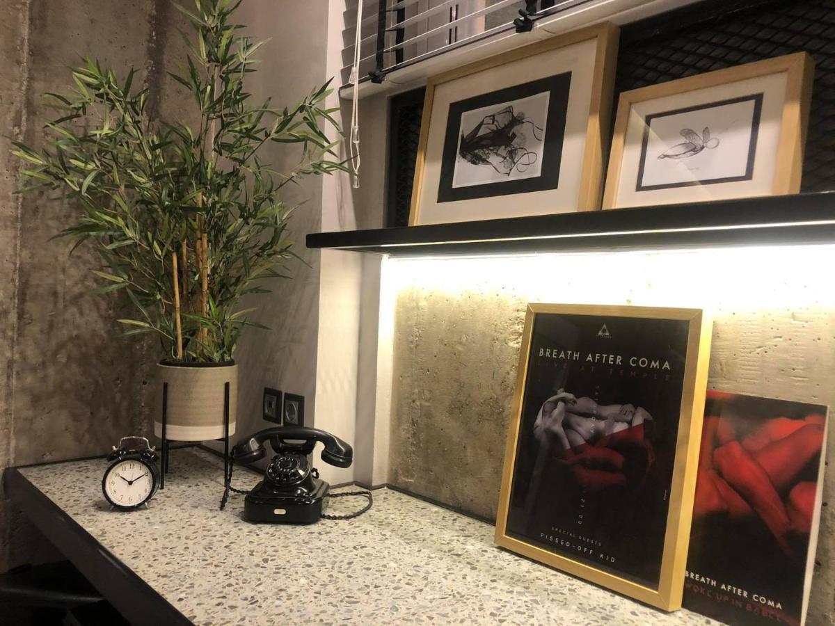Amazing Semi-basement Art Easy Walk To Centre * Nauplia